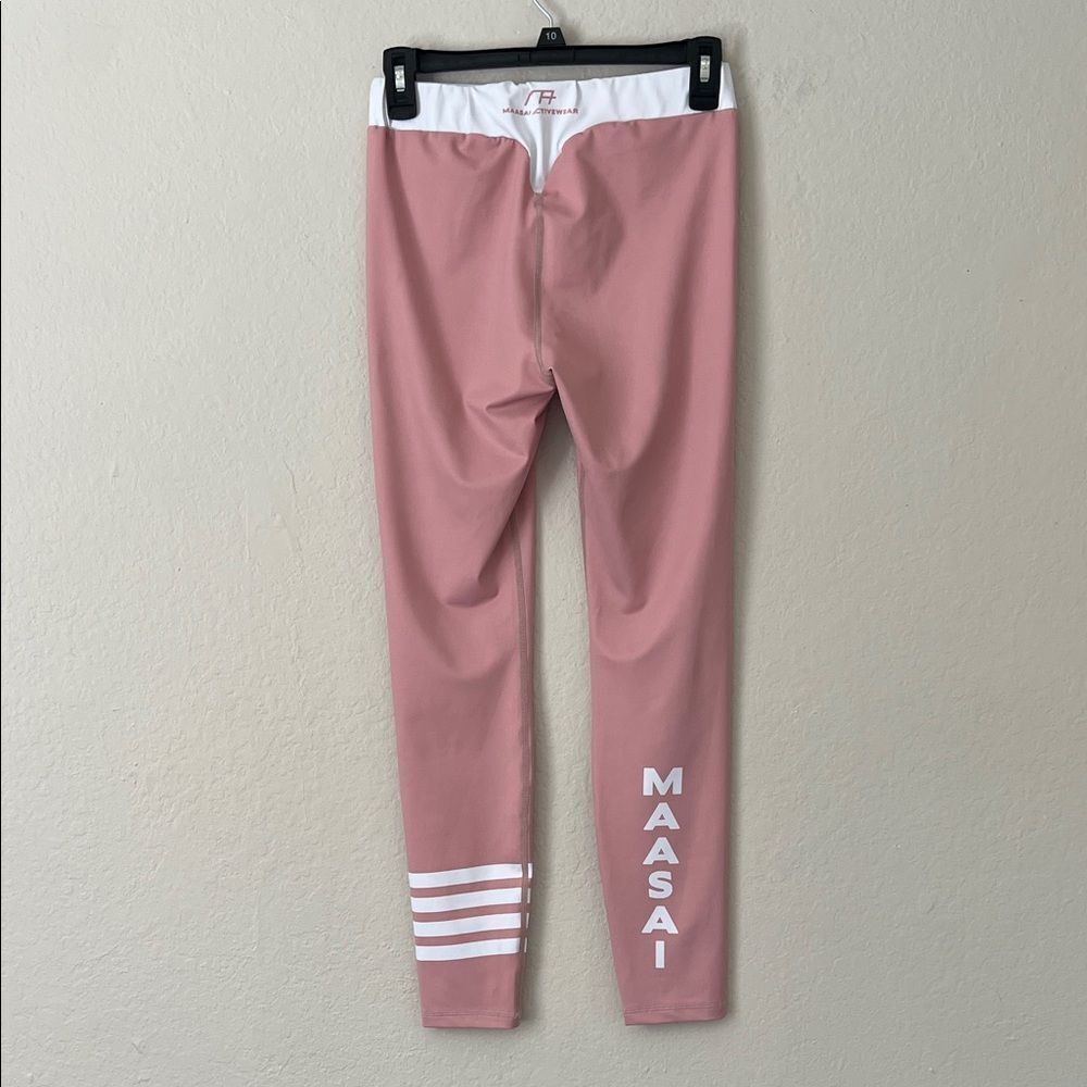 NWOT Maasai Activewear Compression Leggings in Pink in Size M
